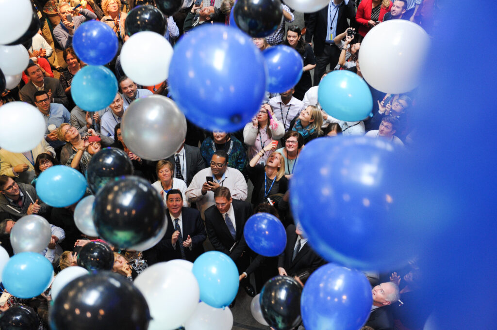 balloon drop for Alcoa and Arconic event